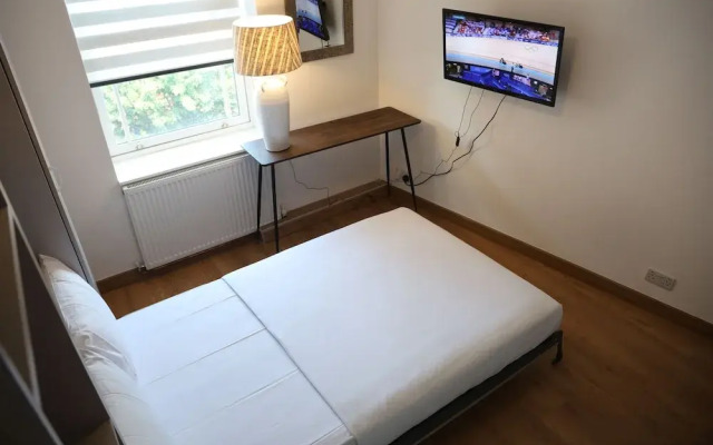 Stylish Studio Escape