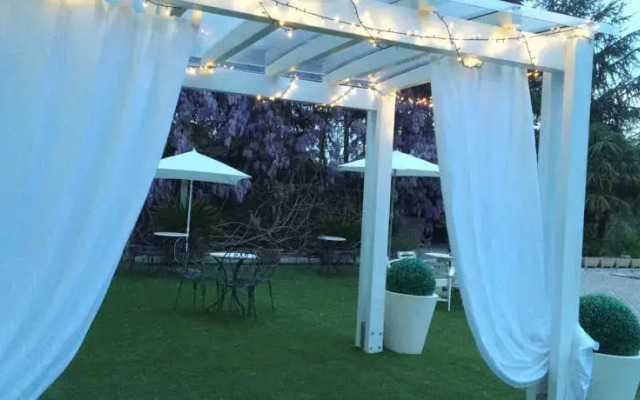 Bed  Breakfast Chartaria