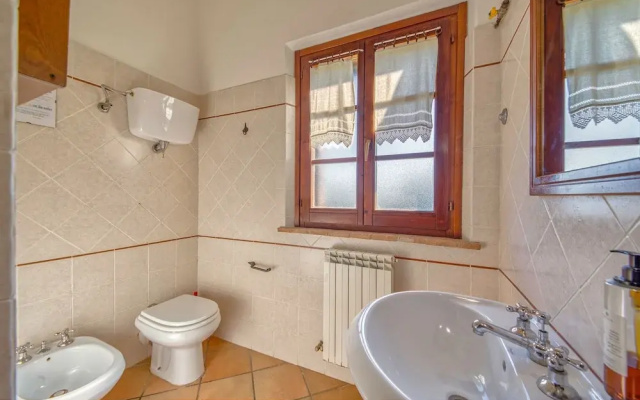 Poppy apt with shared pool