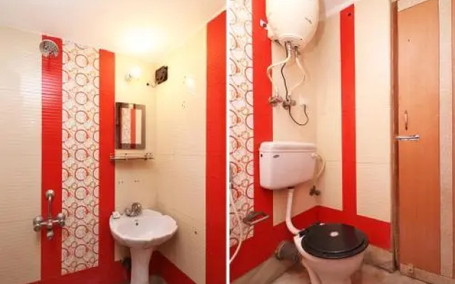 Studio Atrium by OYO Rooms