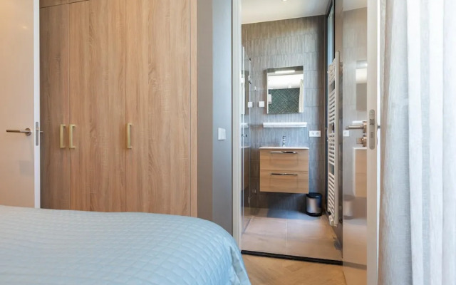 Stylish Penthouse With 2 Bedrooms