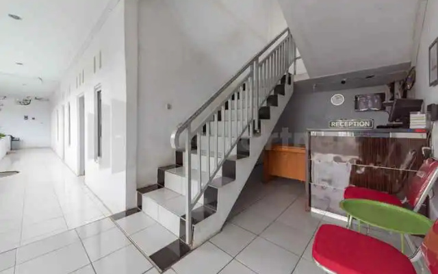 Pondok Tasyiq Syariah RedPartner – Hotel Rooms – Tasikmalaya