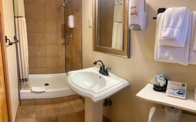 Discovery Lodge