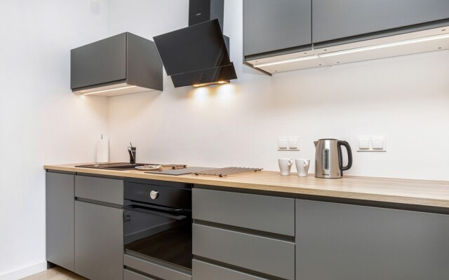 Modern Apartments City Center by Renters