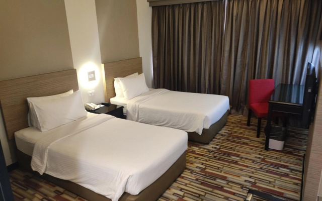 Harbour View Hotel – Guest Rooms – Kuching