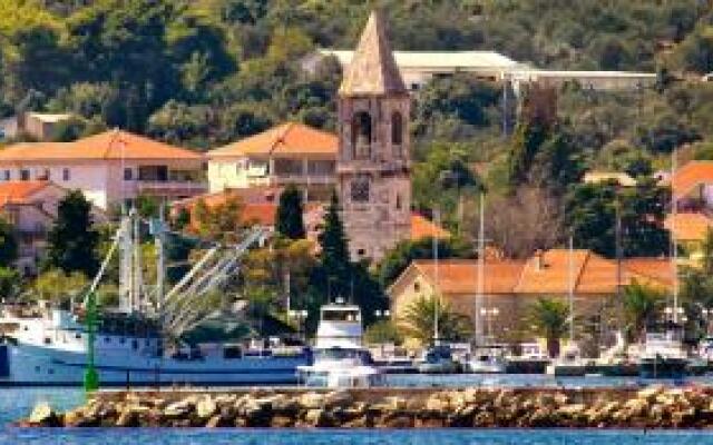 Holiday Home Toma