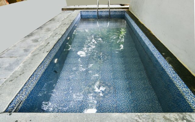 OYO 18823 Raj's Resort