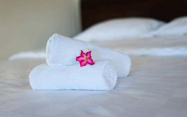 Ware Ware Surf Bungalow Lembongan