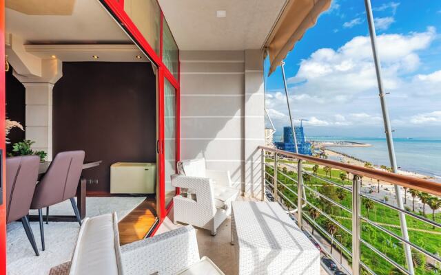 Vollga Luxury Seafront Suite