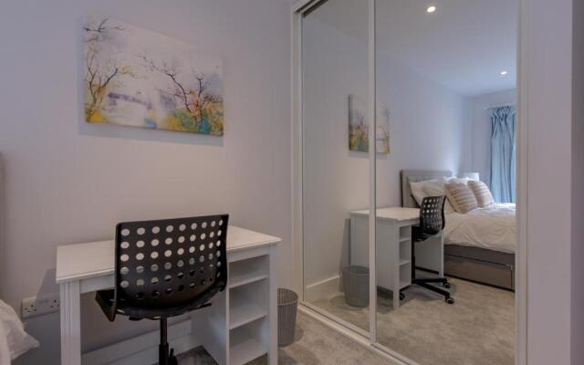 Gorgeous Spacious 2 Bed 2 Bath Apartment