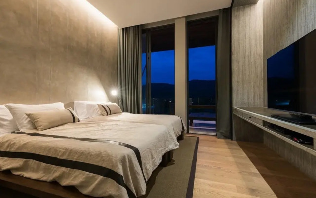 Khaoyai Penthouse With Rooftop Pool Atta Kirimaya1