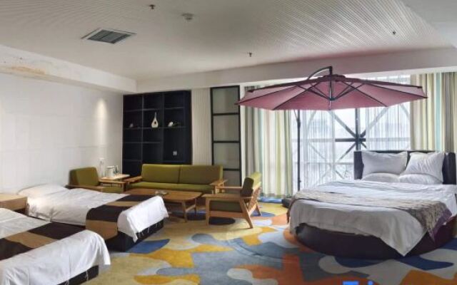 Roman Holiday Hotel