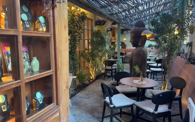 Sin Nombre Bali
