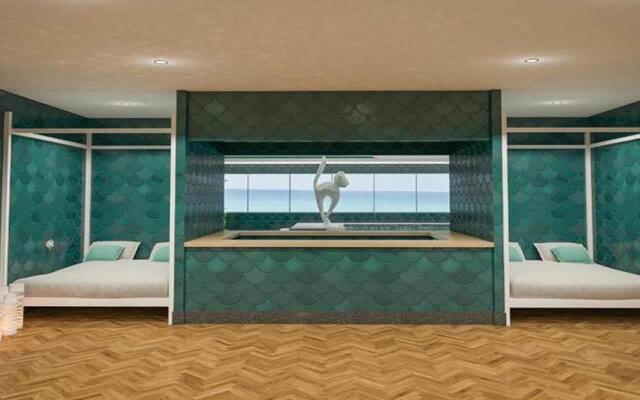 Aria Resort & Spa