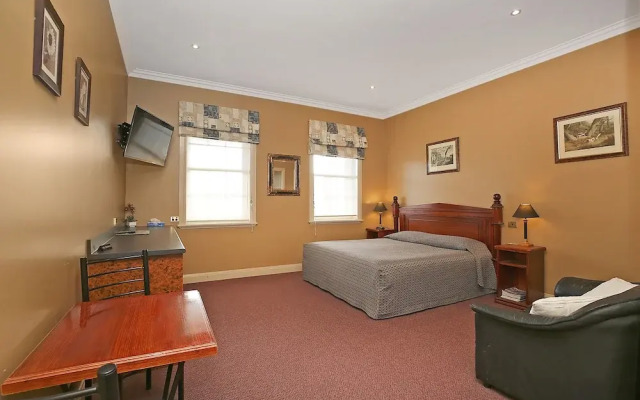Grand Central Accommodation B&B Cobden