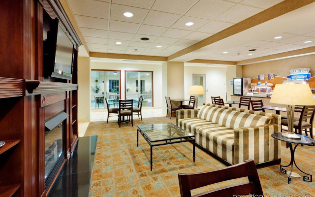 Holiday Inn Express Haskell - Wayne Area by IHG