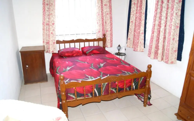 Apartment with 3 Bedrooms in Bambous, with Balcony And Wifi - 6 Km From the Beach