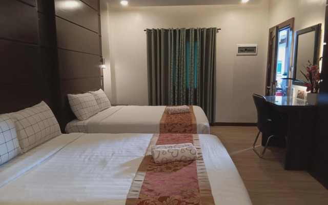 Jo Carter's Hotel and Suites Angeles City