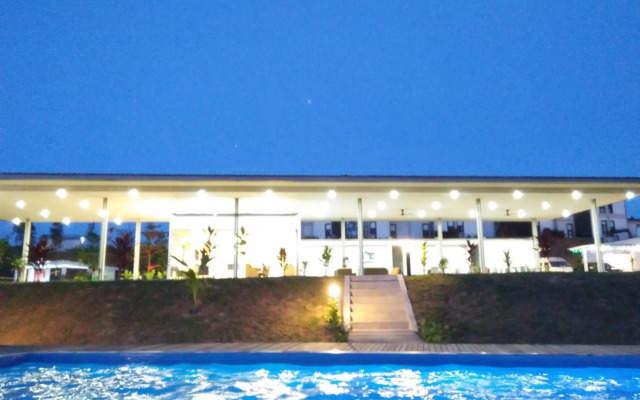 Lakeview Terrace Resort Pengerang