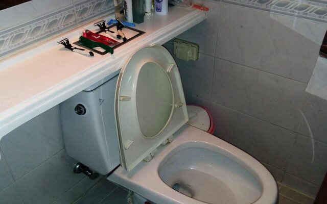 Happy Day Family Guesthouse