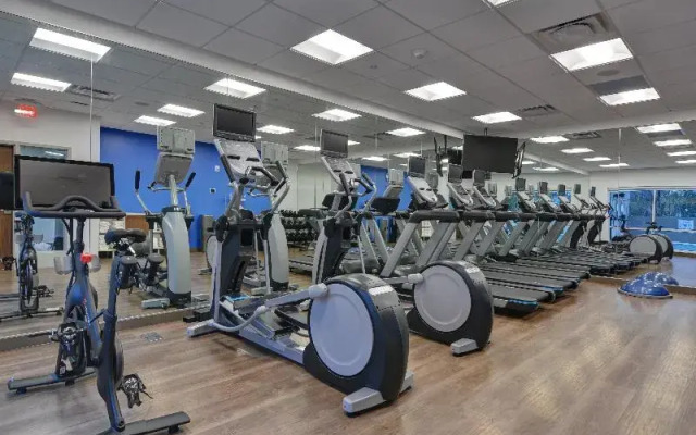 Holiday Inn Express & Suites Greenville - Taylors