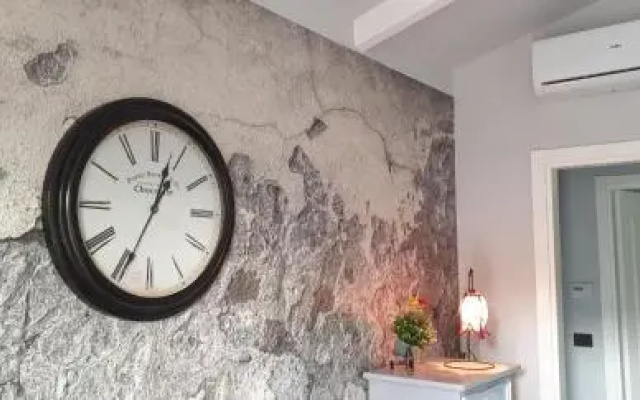 Flat 2 Bedrooms 1 Bathroom - Imperia