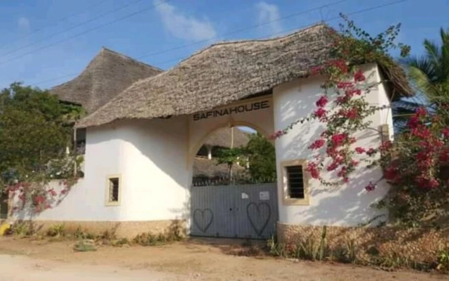 Stay.Plus Safina Beach House