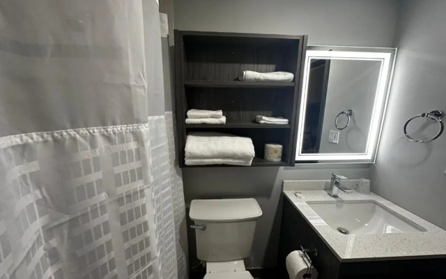 Days Inn & Suites by Wyndham Summerside