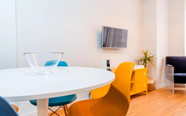 1BR Flat in Trindade w/ AC by metro station