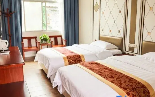 Towo Holiday Hotel (Manchuanguan Ancient Town Shop in Shanyang)