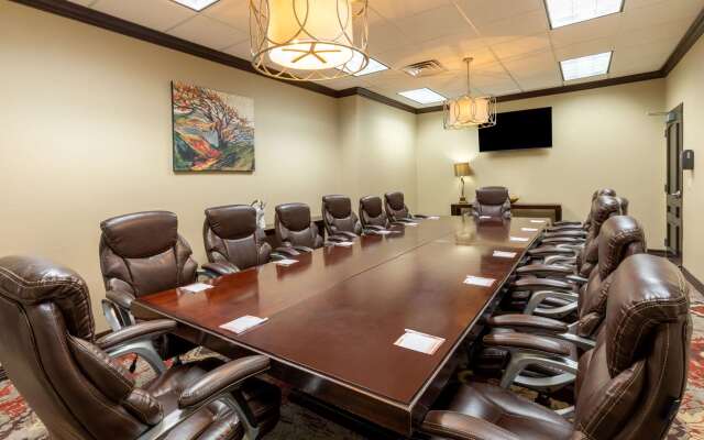 Hawthorn Suites by Wyndham Lubbock
