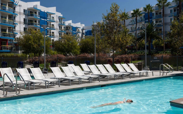 Global Luxury Suites at Marina Del Rey