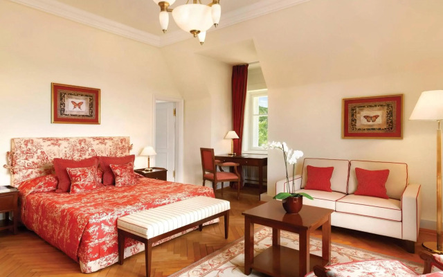 Villa Rothschild, an Autograph Collection Hotel