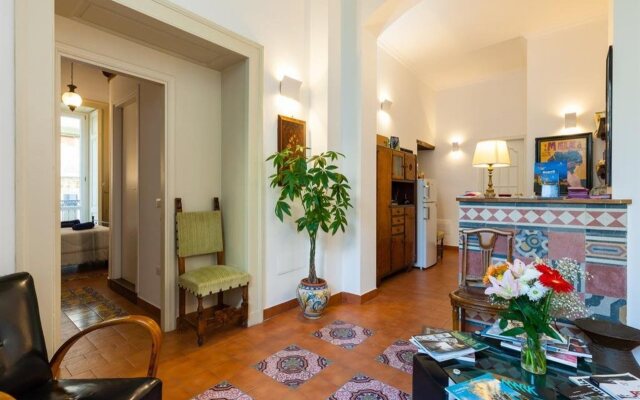 Don Pedro Rooms Vicerè di Toledo in the city center