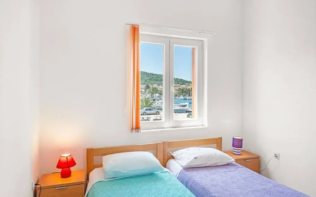 Three Bedroom Apartment With a sea View