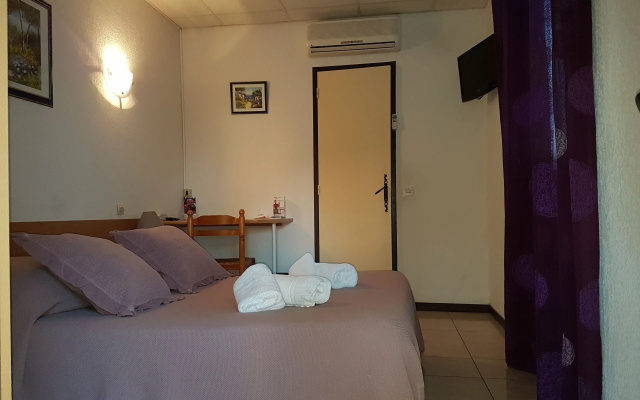 Le Relais Des Lavandins