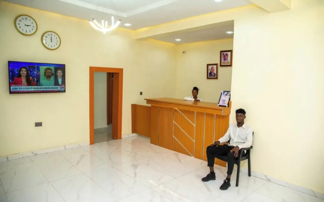 Chapy hotel and suite