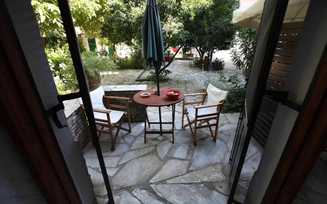 Mirto Apartments