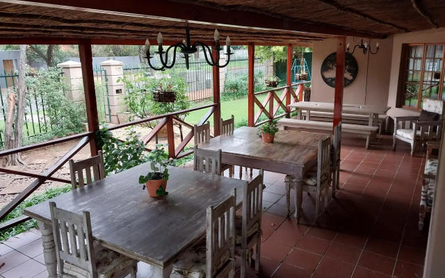 Lily Guesthouse