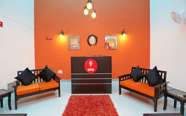 OYO 9527 Hotel Mascot Quattro