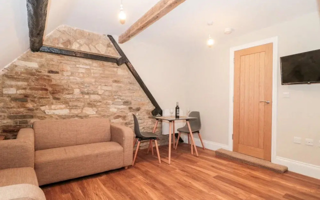 Purbeck Hotel Apartments - Flat 5