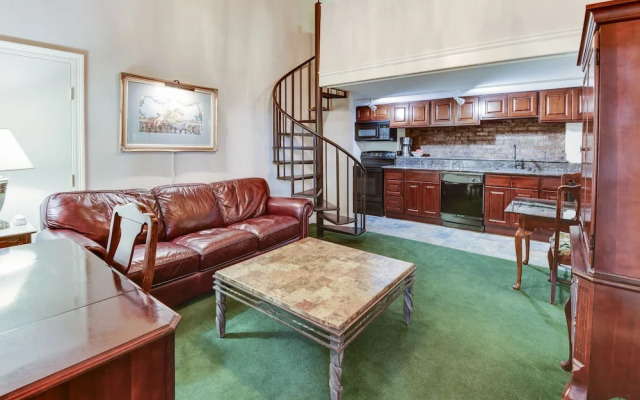Plaza Suites Downtown New Orleans