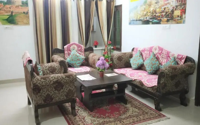 Nandini Homestay