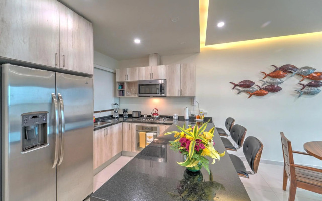 Nayri Life & Spa 108