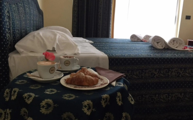 Yachting Hotel Mistral