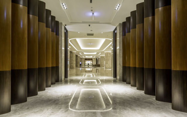 Everrich Golden Lake Hotel