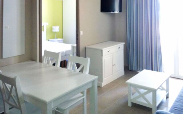 Les Océanides (LAL402)