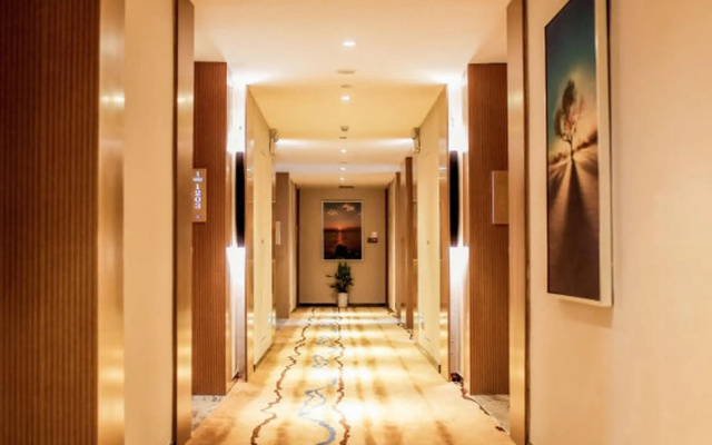 Vienna International Hotel Wuhan Jiedaokou Branch
