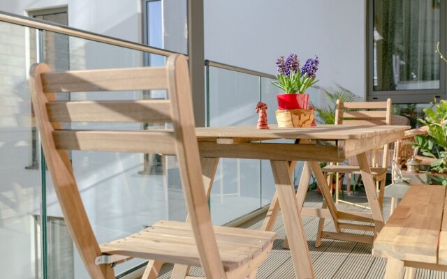 2 Bedroom Balcony Flat in Bermondsey