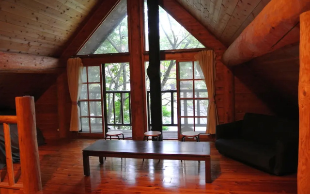 White Tree Lodge